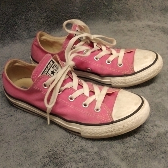 Converse All Star Classic Low Sneakers, Bubble Gum Pink/White, Youth US 2 - Picture 1 of 8